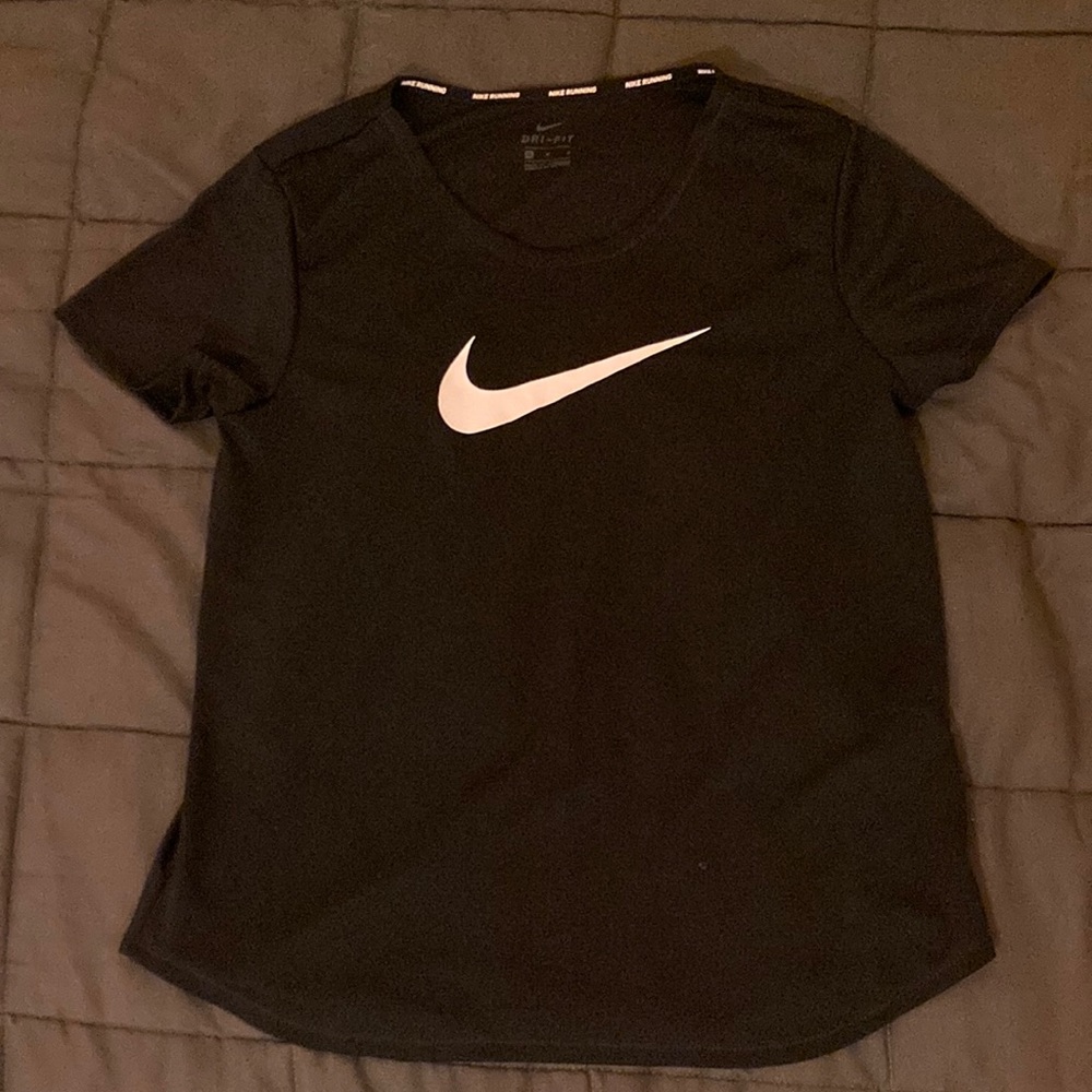 Nike dri-fit women’s running shirt